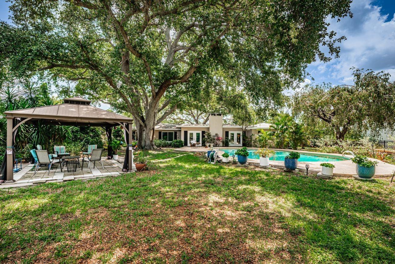 BELLEAIR ESTATES 4TH ADD - Residential