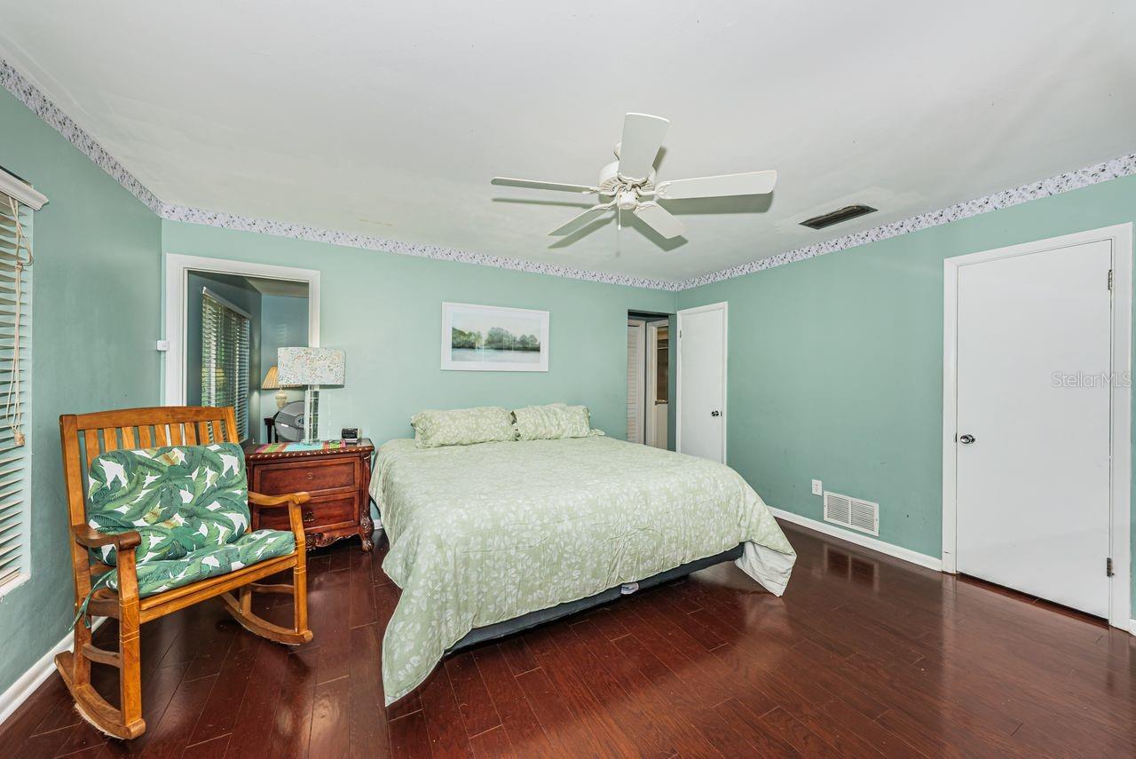 BELLEAIR ESTATES 4TH ADD - Residential