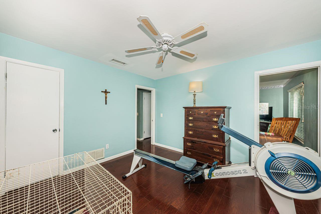 BELLEAIR ESTATES 4TH ADD - Residential