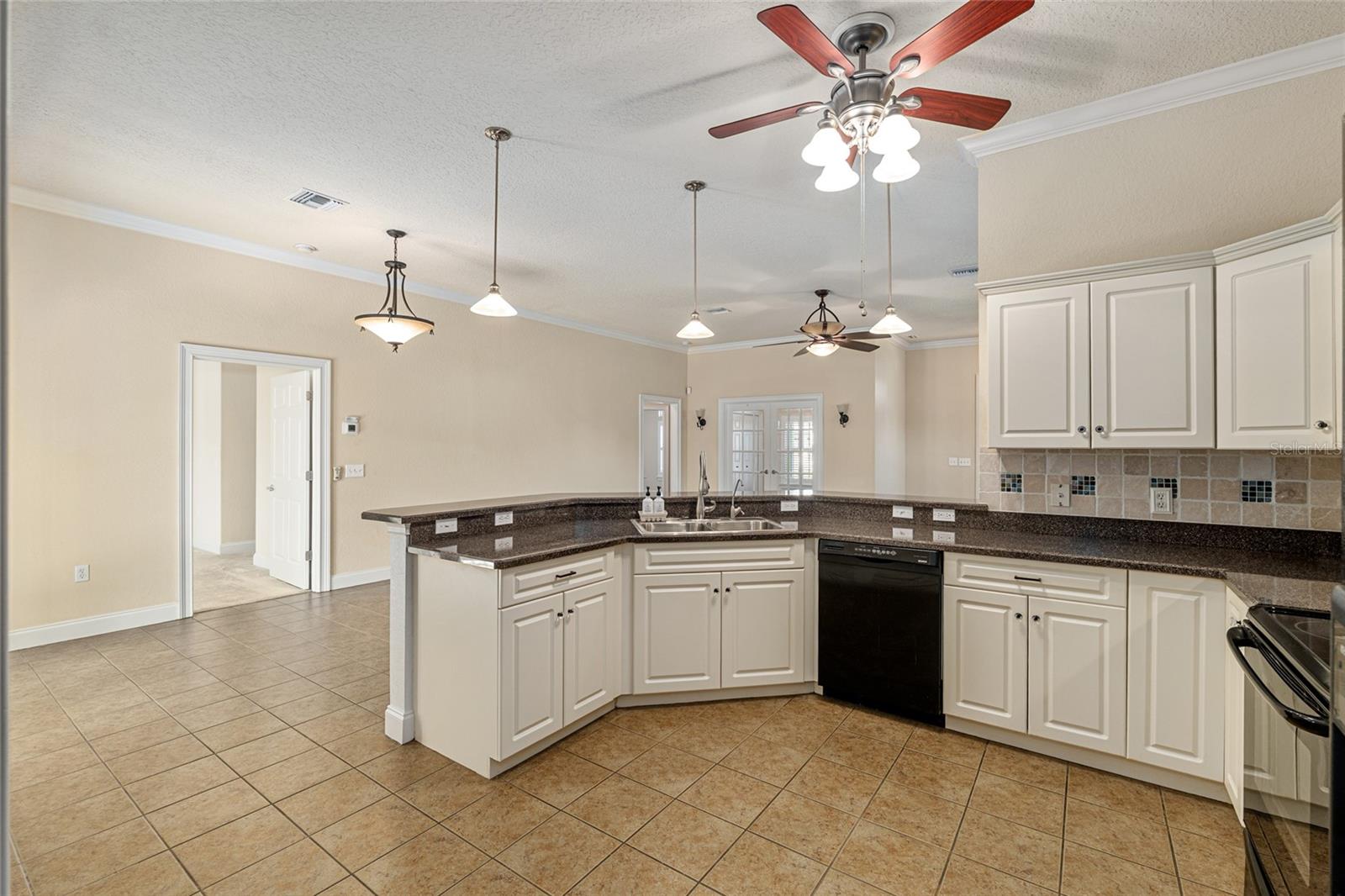 HERITAGE OAKS PH 1 - Residential