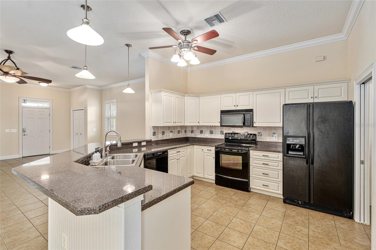 HERITAGE OAKS PH 1 - Residential