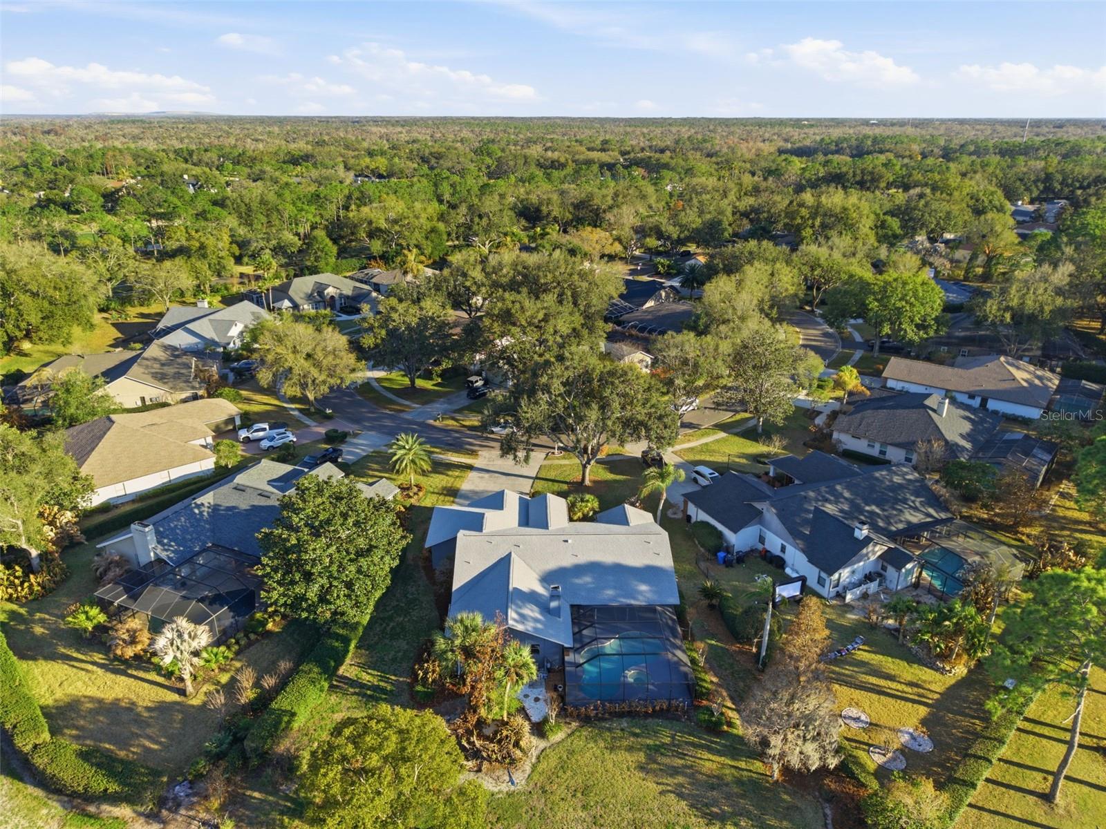 RIVER HILLS COUNTRY CLUB PH - Residential