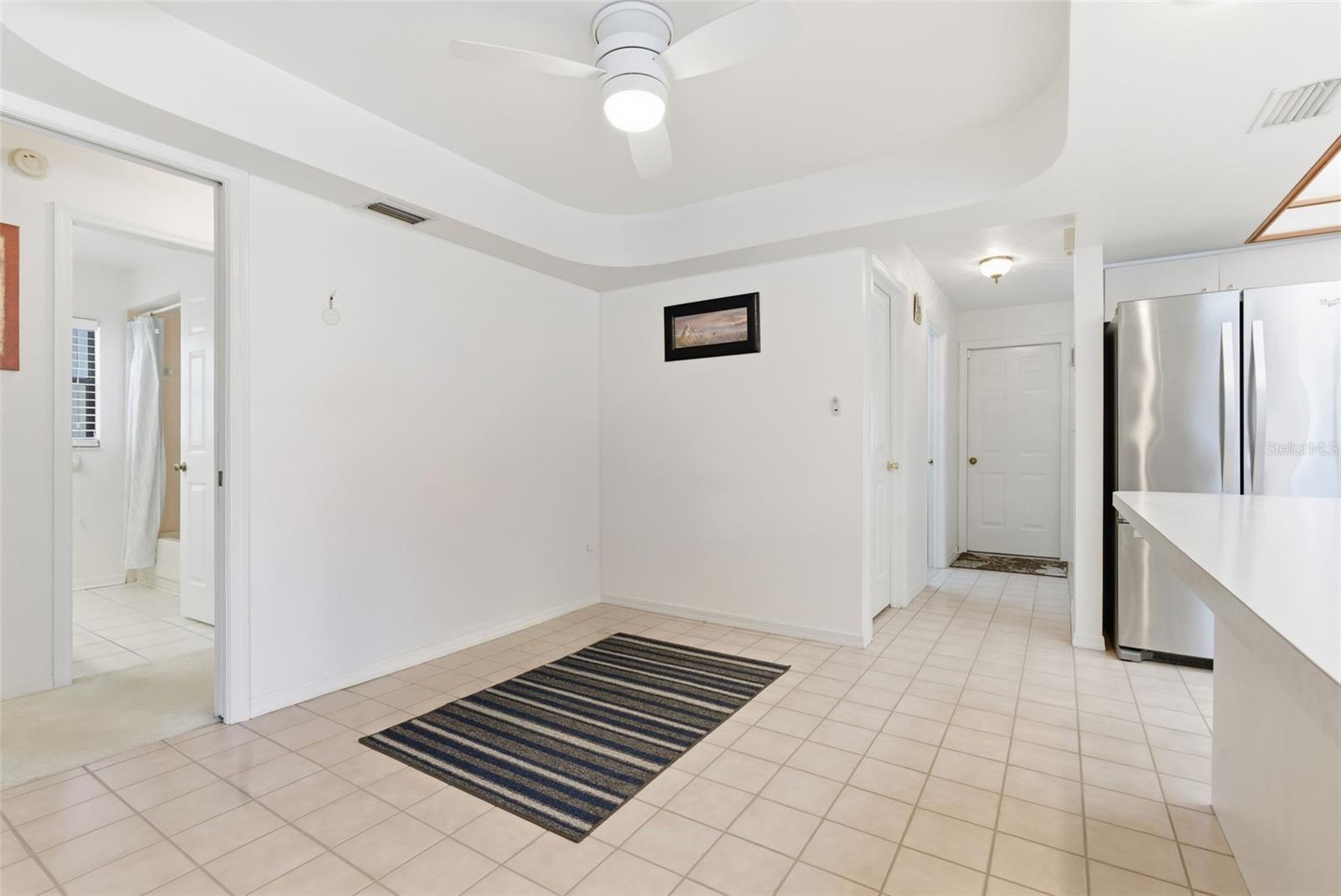 RIVER HILLS COUNTRY CLUB PH - Residential