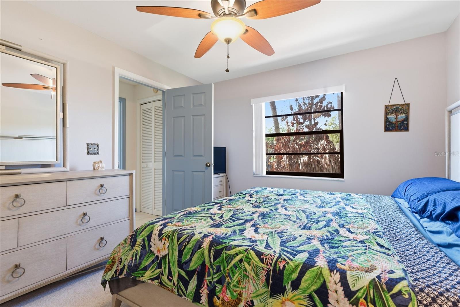 RIVER HILLS COUNTRY CLUB PH - Residential