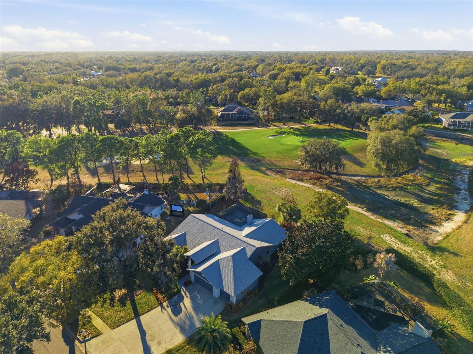 RIVER HILLS COUNTRY CLUB PH - Residential