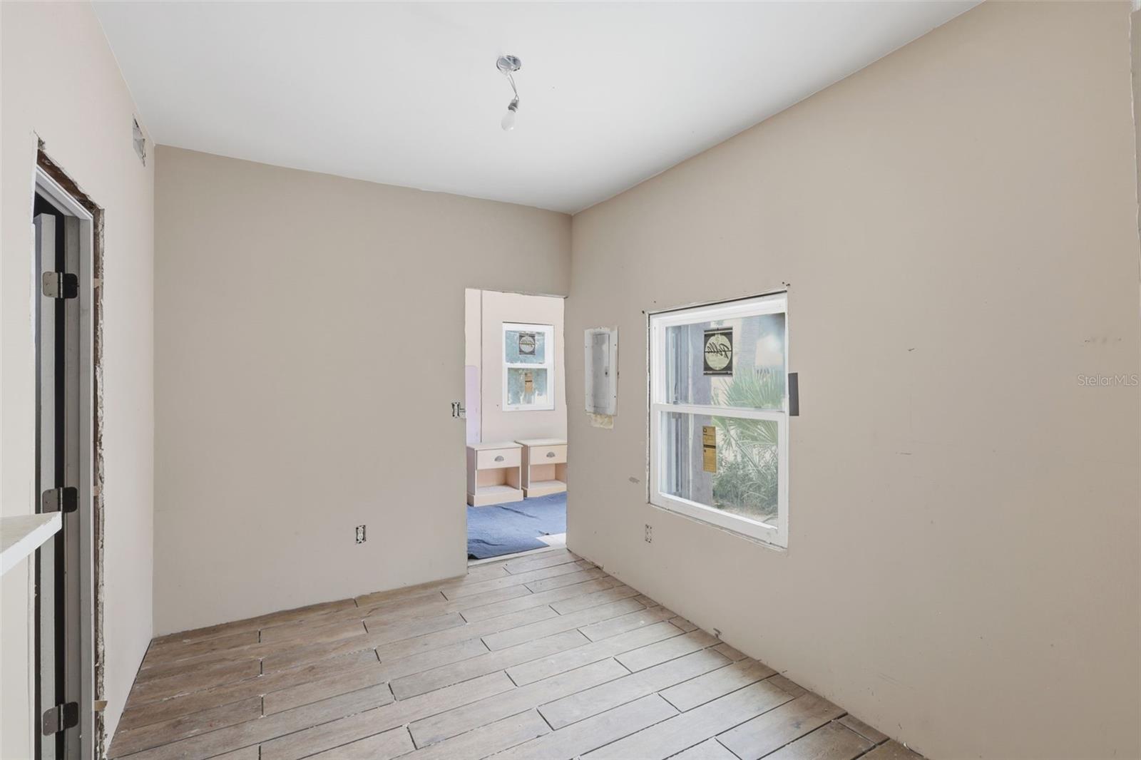 FUQUAYS DAYTONA BEACH - Residential
