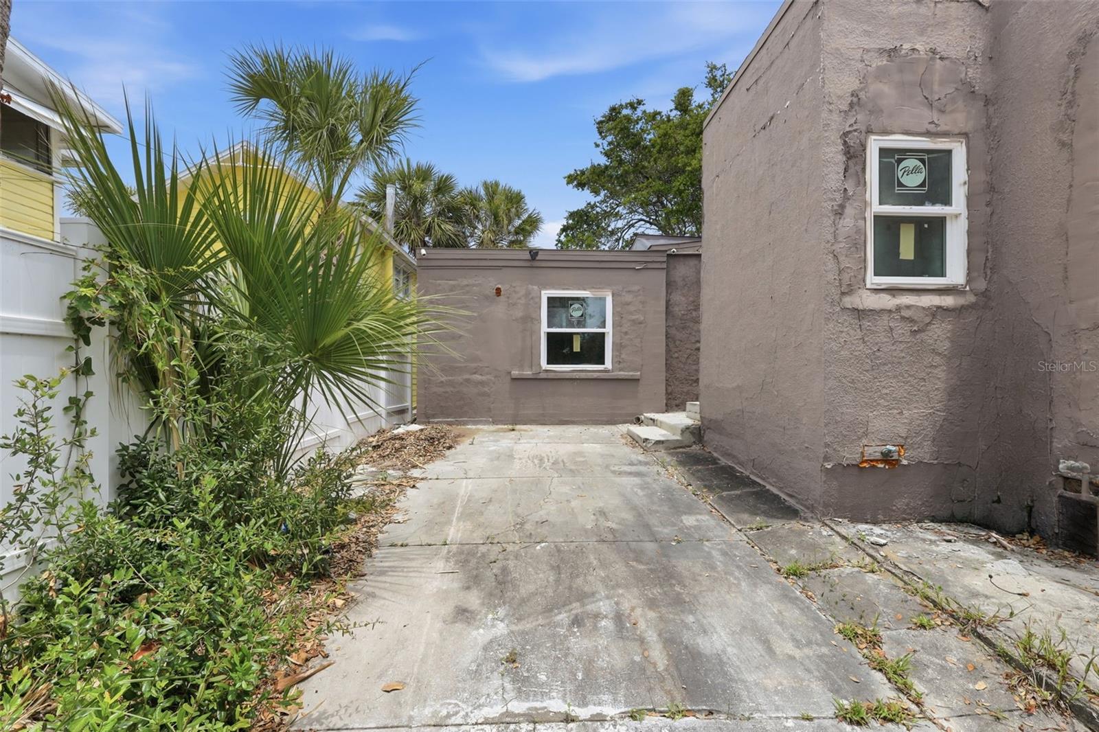 FUQUAYS DAYTONA BEACH - Residential