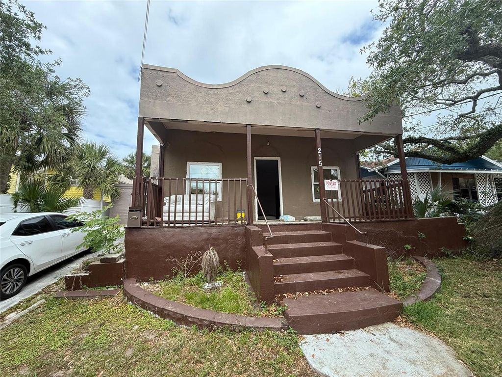 Photo of 215 S Oleander Avenue, Daytona Beach, FL 32118 (MLS # O6410370)