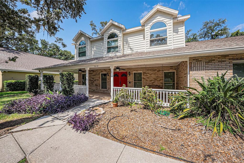 Photo of 3018 Colonial Ridge Drive, Brandon, FL 33511 (MLS # TB8409887)
