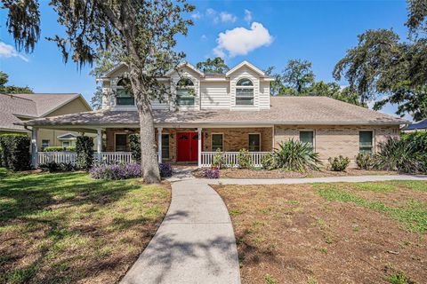 Photo of 3018 Colonial Ridge Drive, Brandon, FL 33511 (MLS # TB8409887) Photo of 3018 Colonial Ridge Drive, Brandon, FL 33511 (MLS # TB8409887)