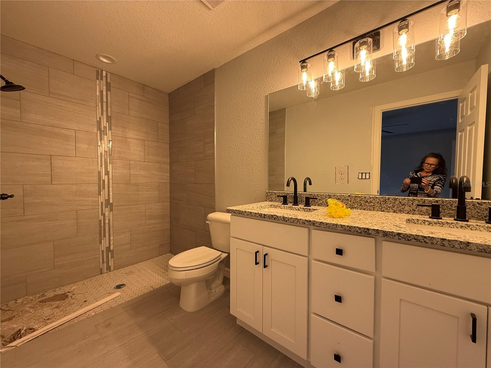 SILVER SPRINGS SHORES UNIT 19 - Residential