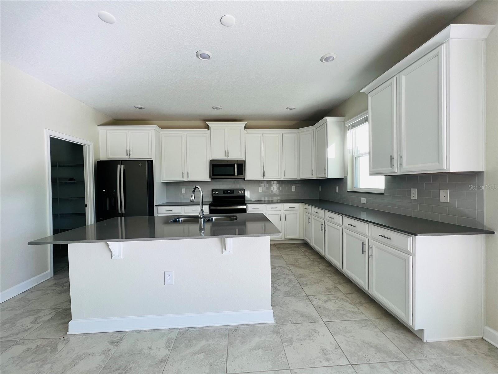 11029 ROBERT FROST DRIVE