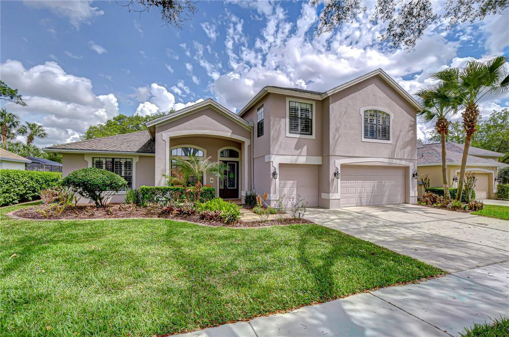 Photo of 5910 Cherry Oak Drive, Valrico, FL 33596 (MLS # TB8487288)