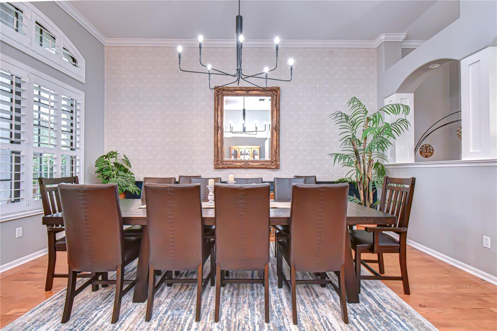 RIVER HILLS - Residential