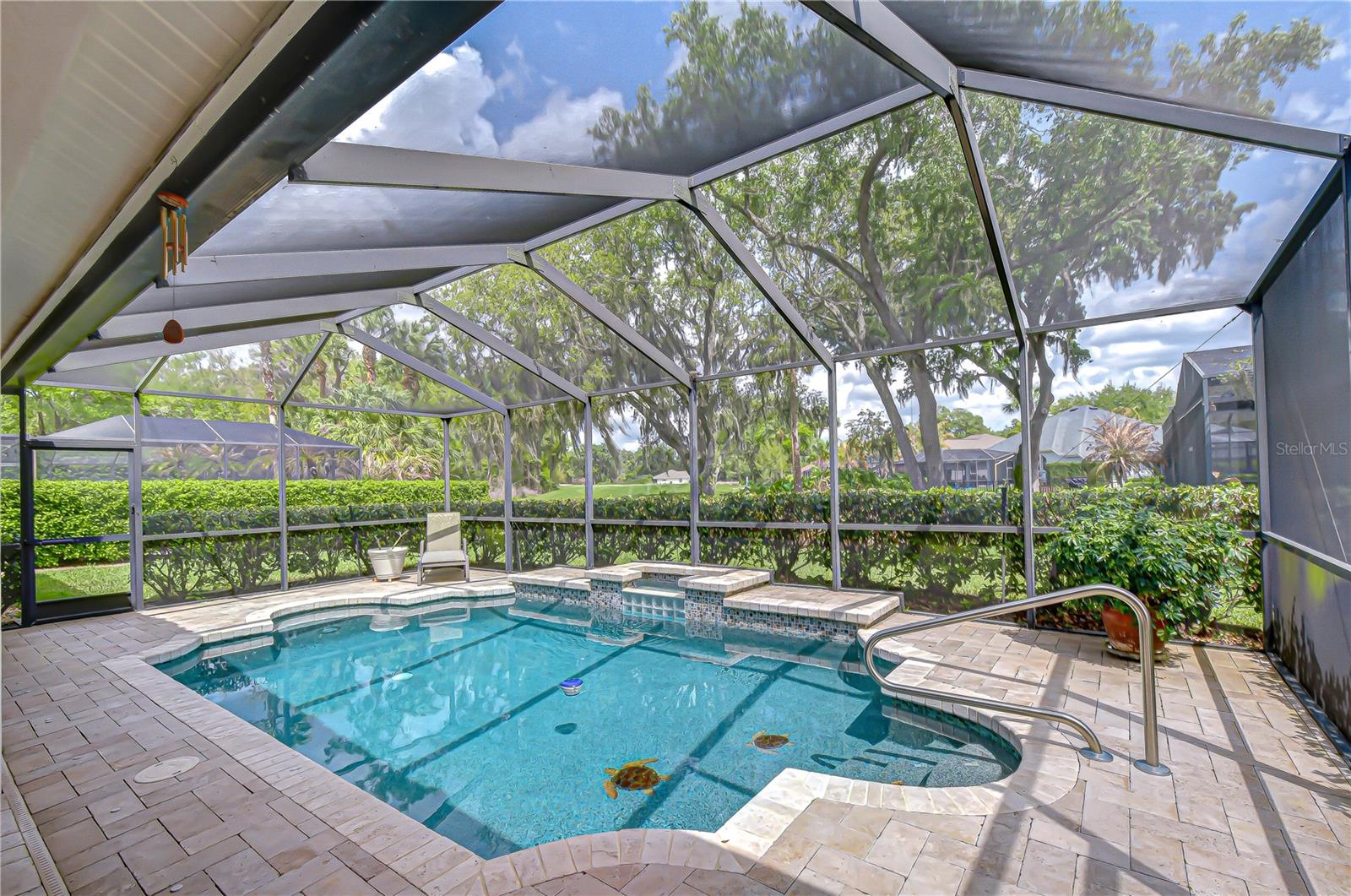 RIVER HILLS - Residential