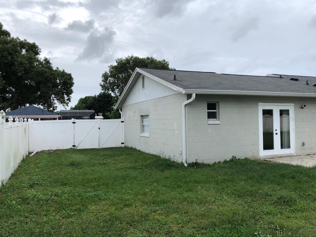 BUENA VENTURA LAKES UN 03 - Residential Lease