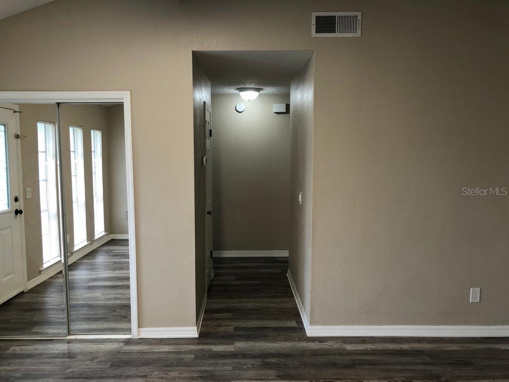 BUENA VENTURA LAKES UN 03 - Residential Lease