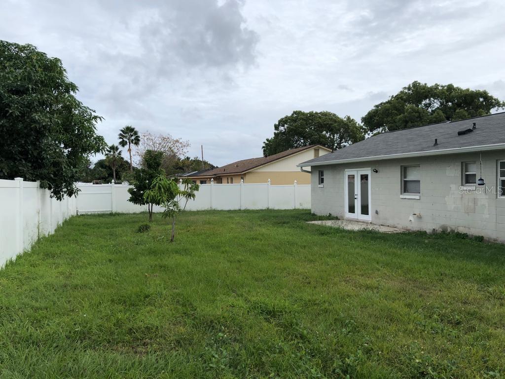 BUENA VENTURA LAKES UN 03 - Residential Lease