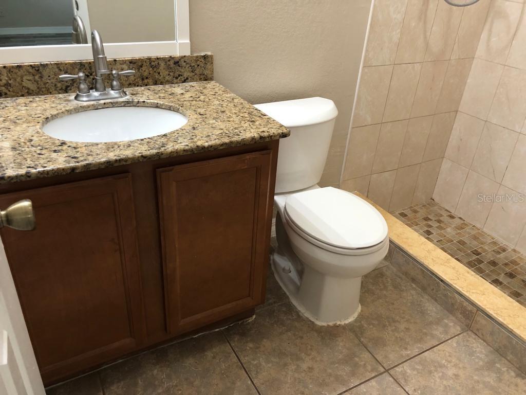 BUENA VENTURA LAKES UN 03 - Residential Lease