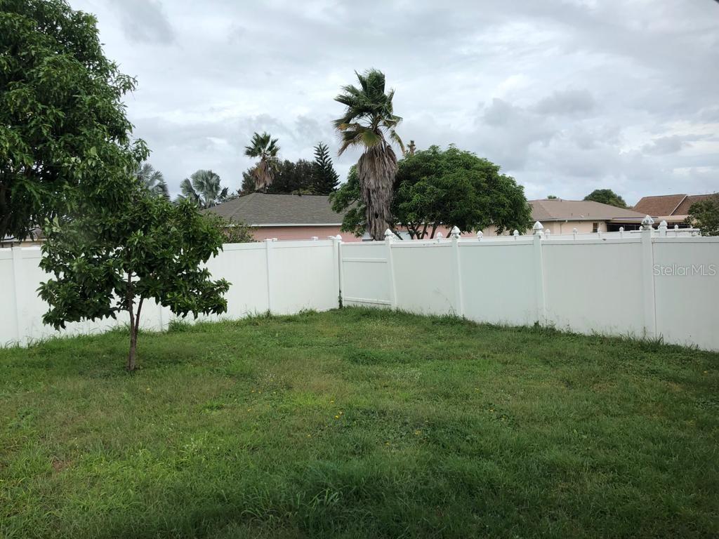 BUENA VENTURA LAKES UN 03 - Residential Lease