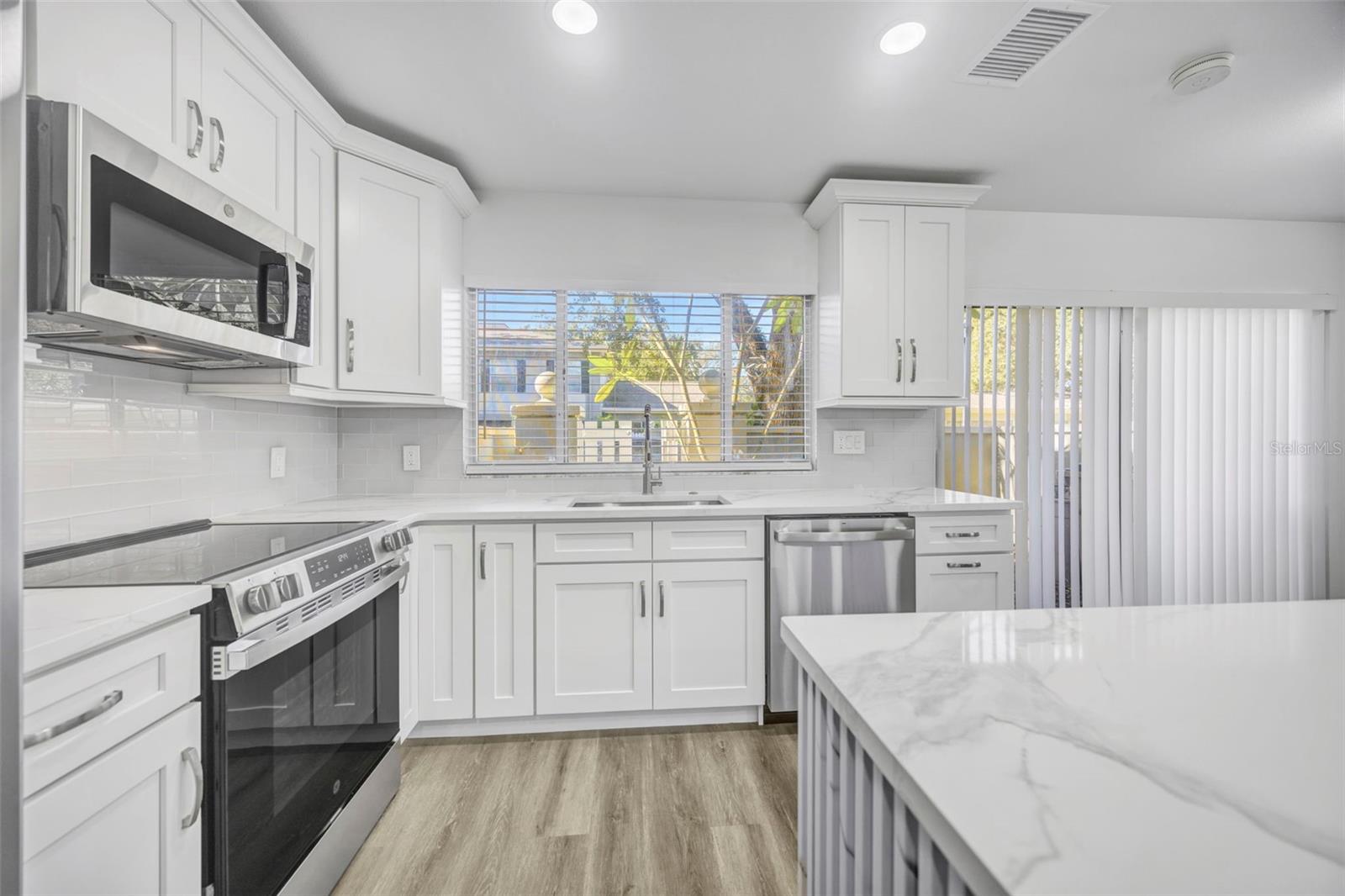 RAINTREE MANOR HOMES CONDO - Residential Lease