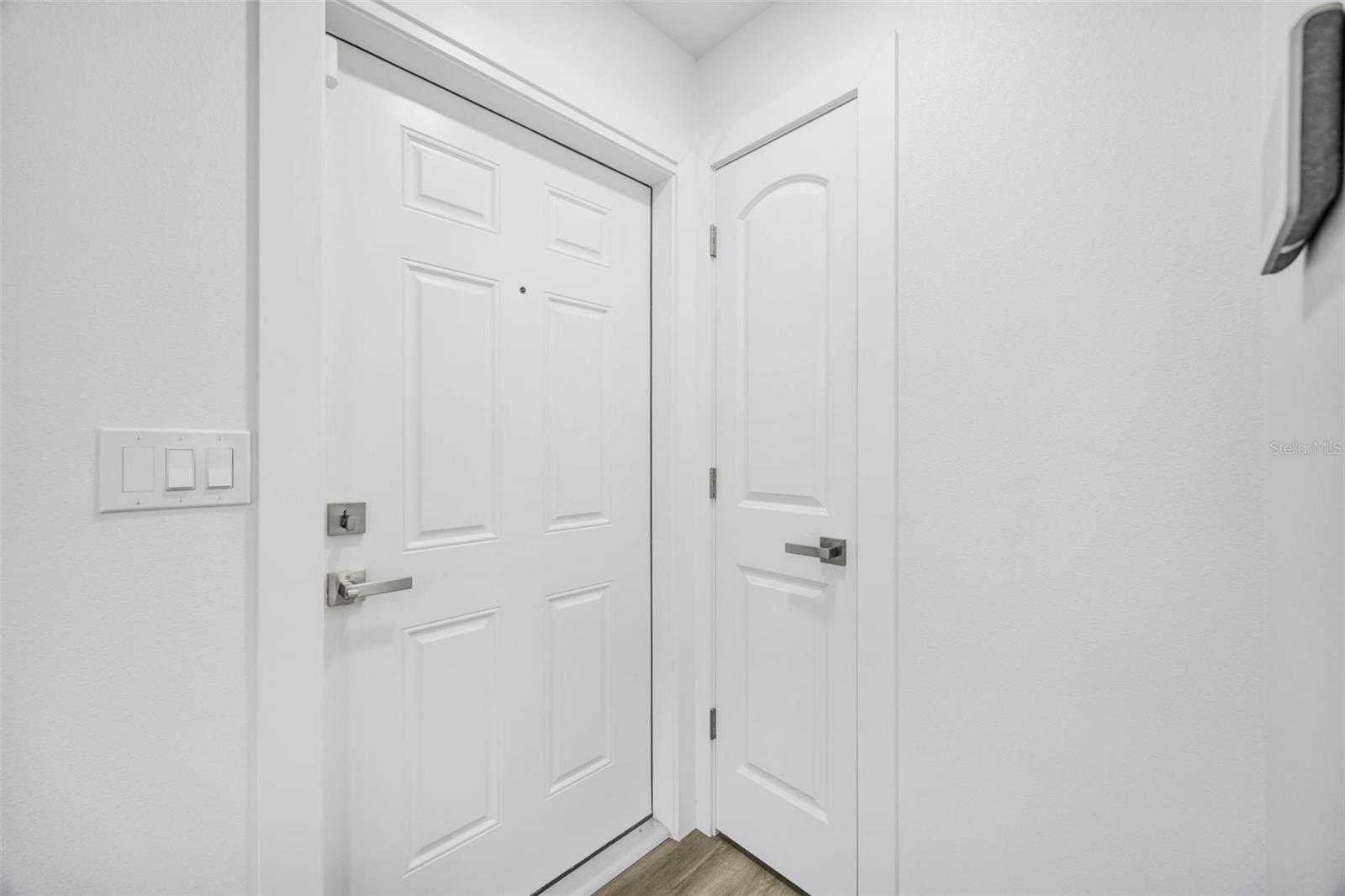 RAINTREE MANOR HOMES CONDO - Residential Lease