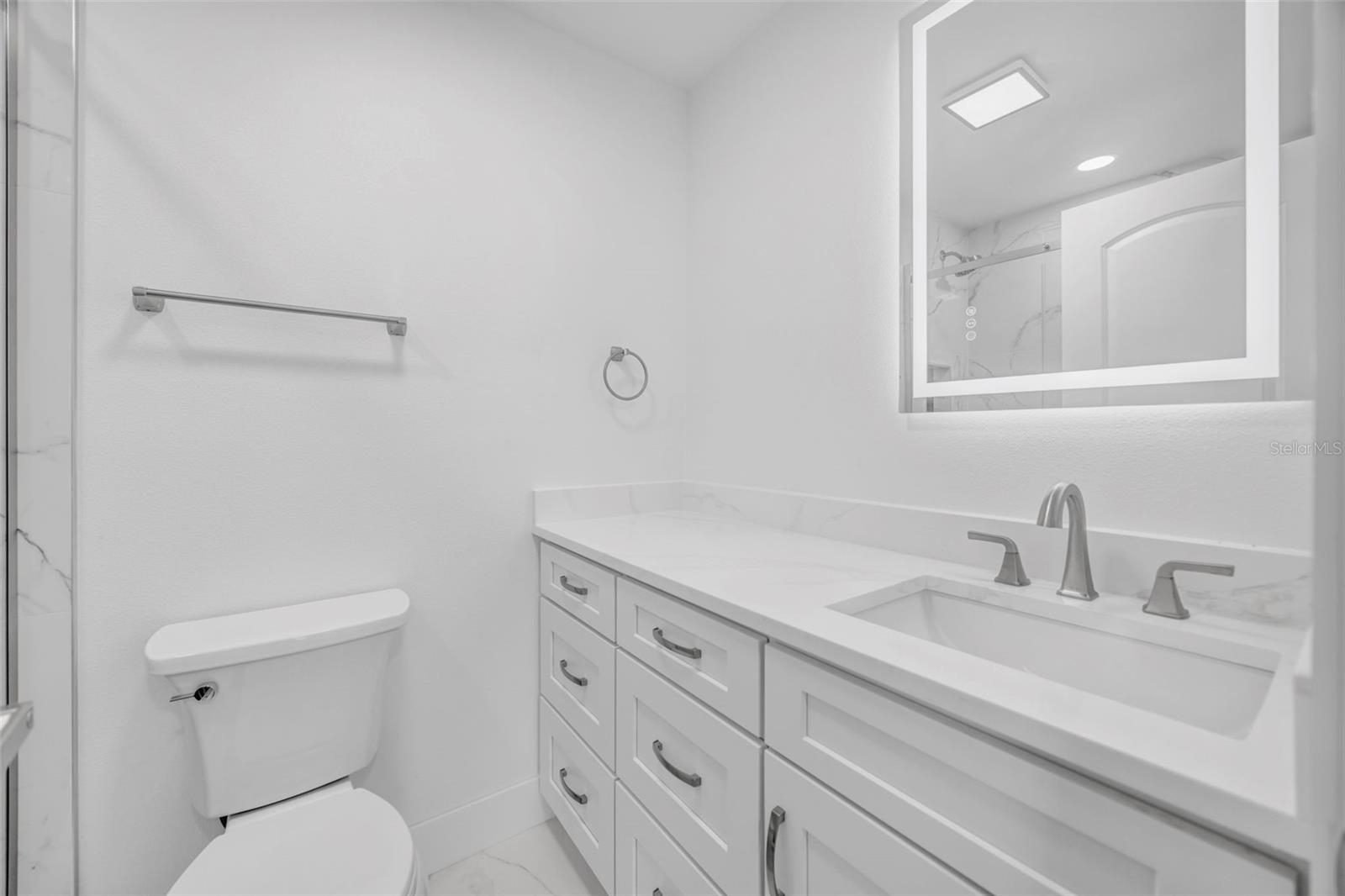 RAINTREE MANOR HOMES CONDO - Residential Lease