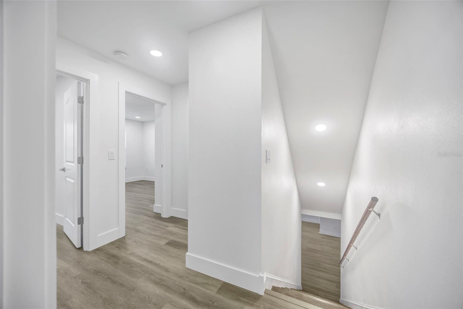 RAINTREE MANOR HOMES CONDO - Residential Lease