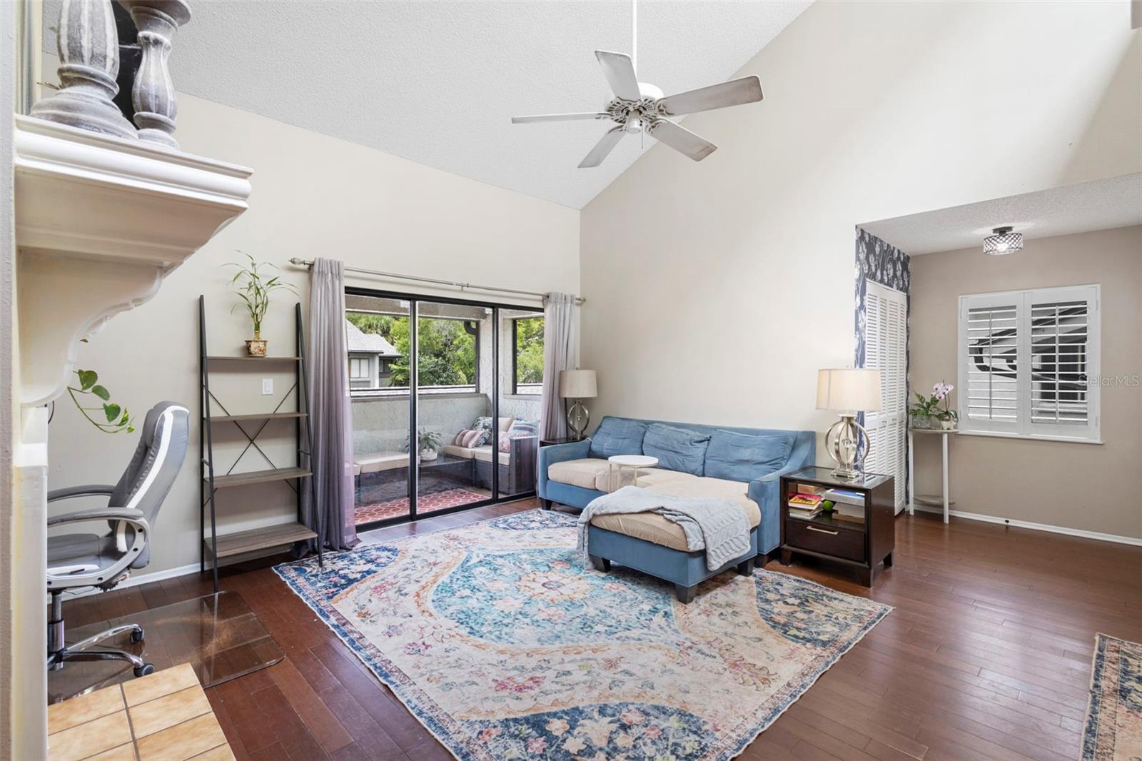 ULTRA VISTA CONDO - Residential Lease