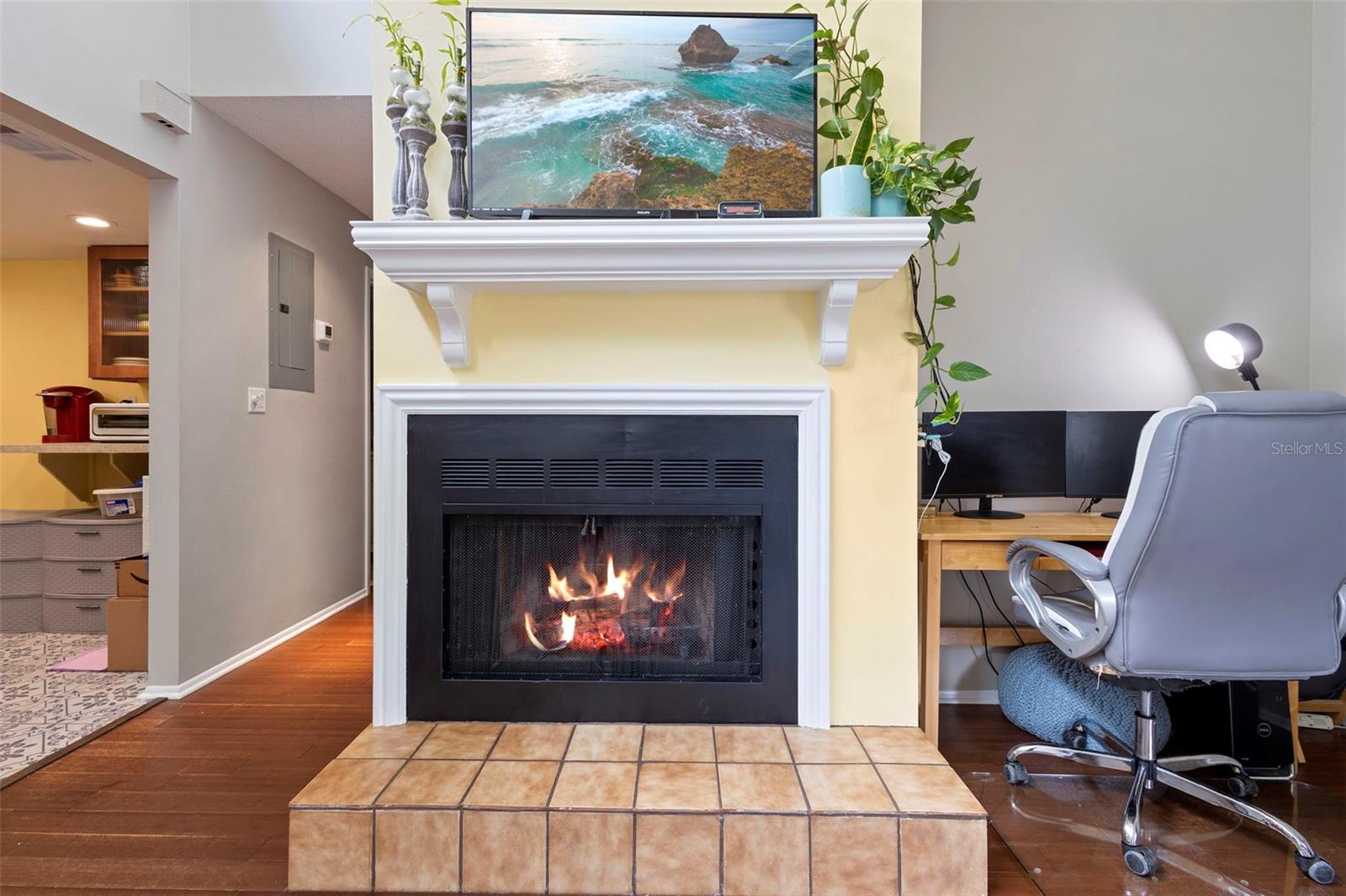 ULTRA VISTA CONDO - Residential Lease