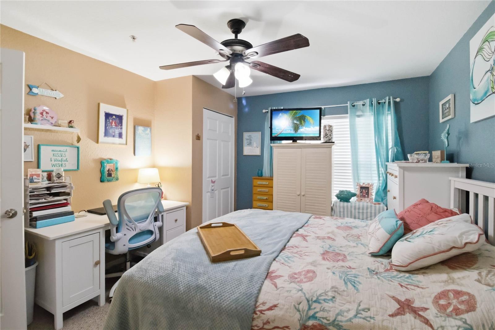 VILLAS AT SEVEN DWARFS LANE CONDO - Residential