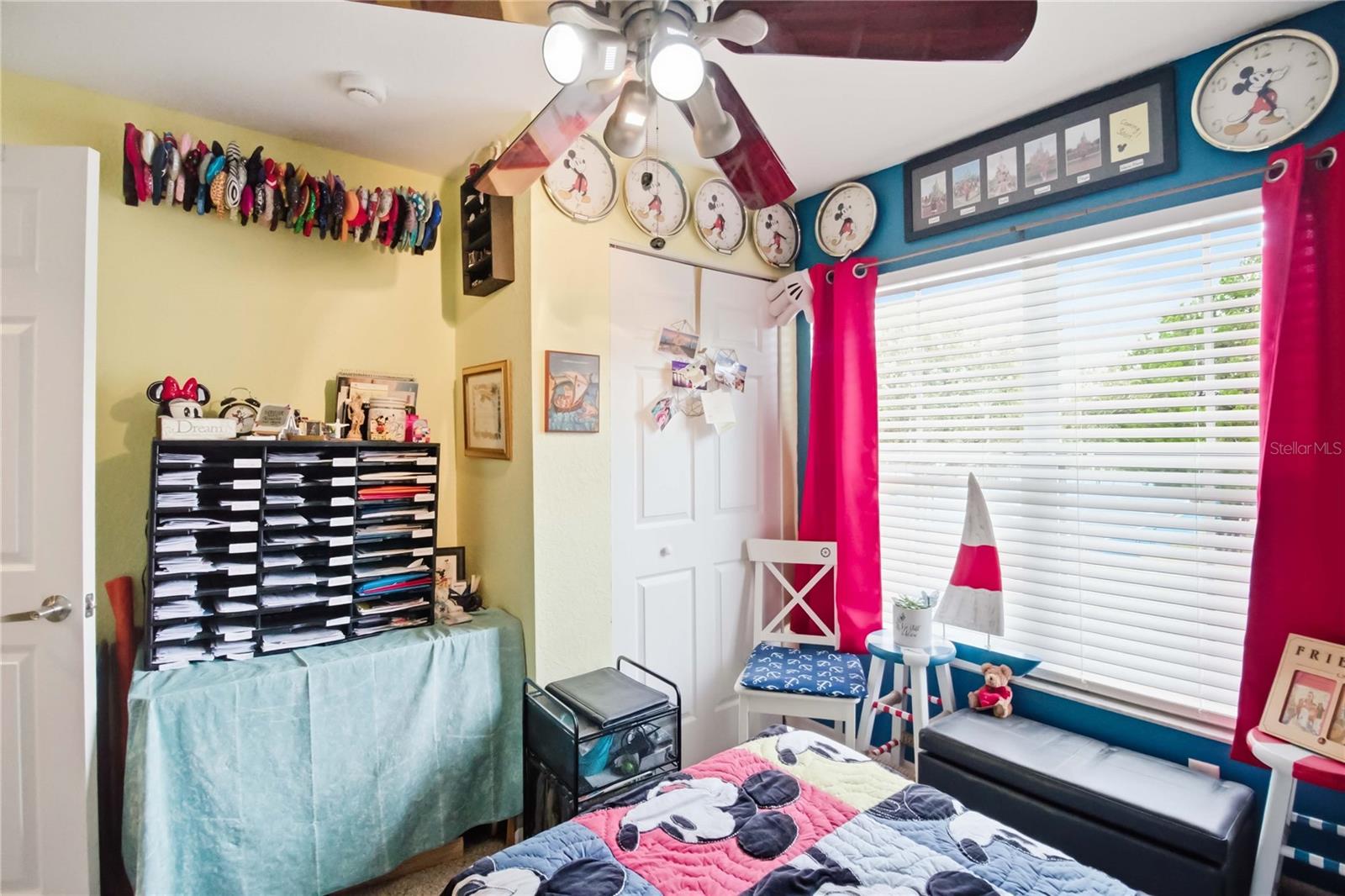 VILLAS AT SEVEN DWARFS LANE CONDO - Residential