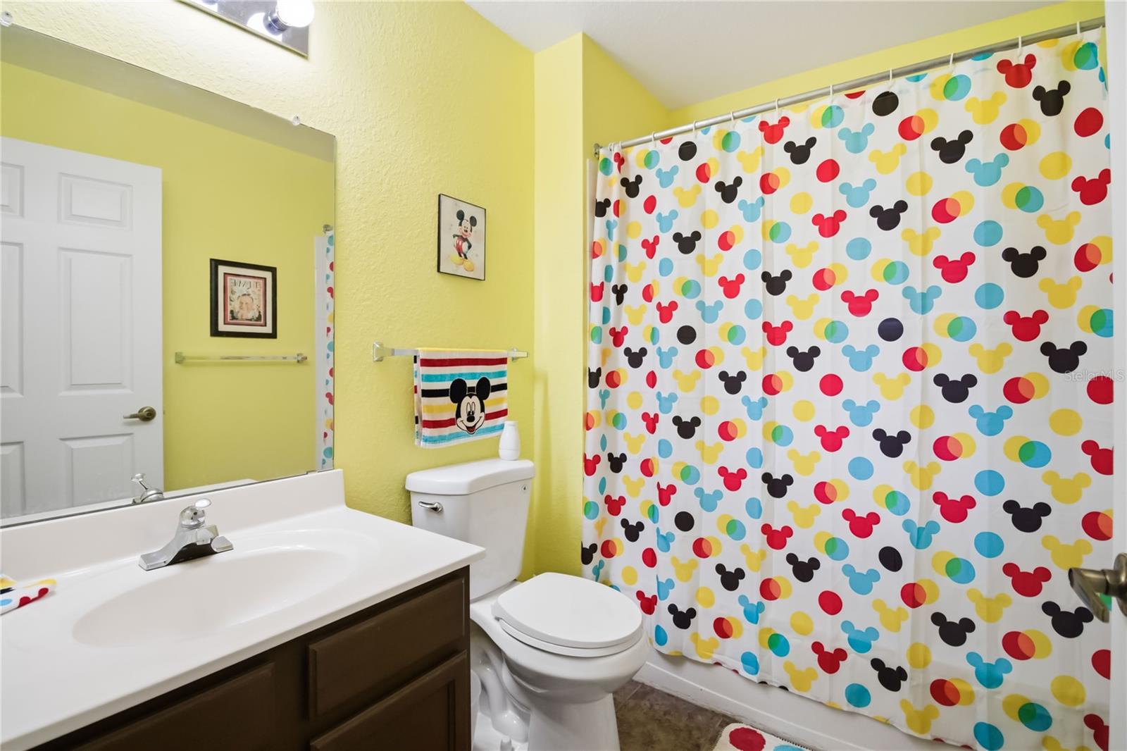 VILLAS AT SEVEN DWARFS LANE CONDO - Residential