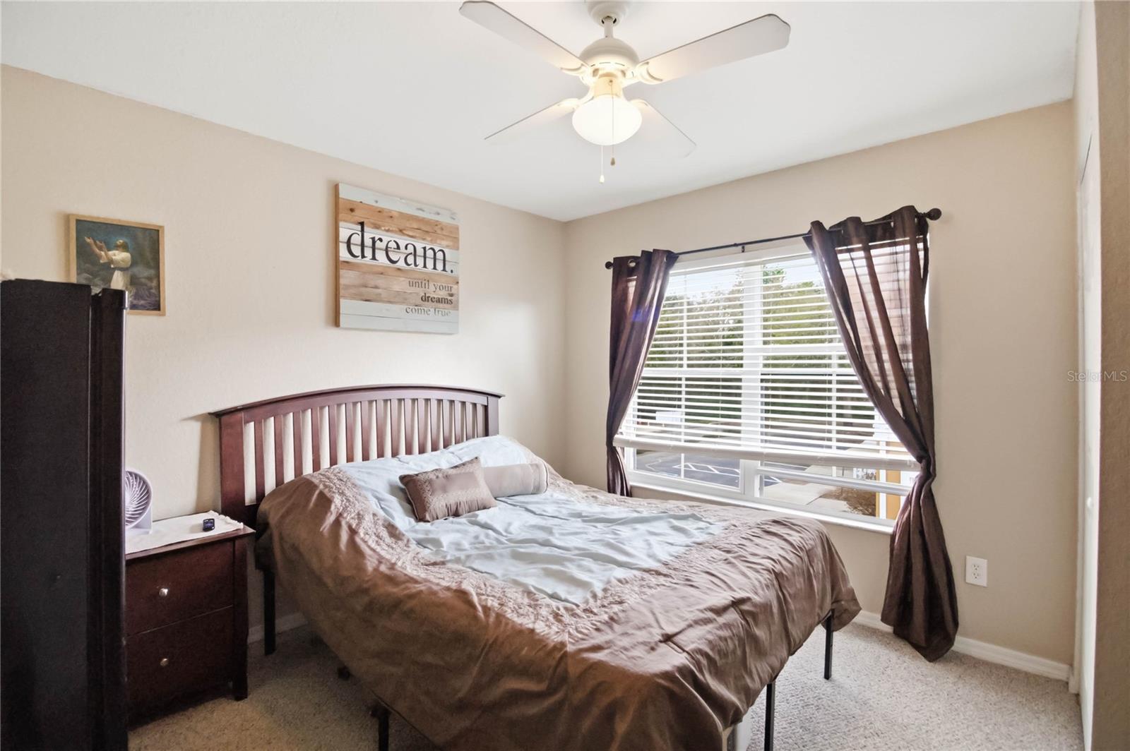 VILLAS AT SEVEN DWARFS LANE CONDO - Residential