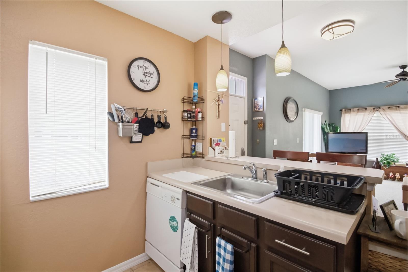 VILLAS AT SEVEN DWARFS LANE CONDO - Residential