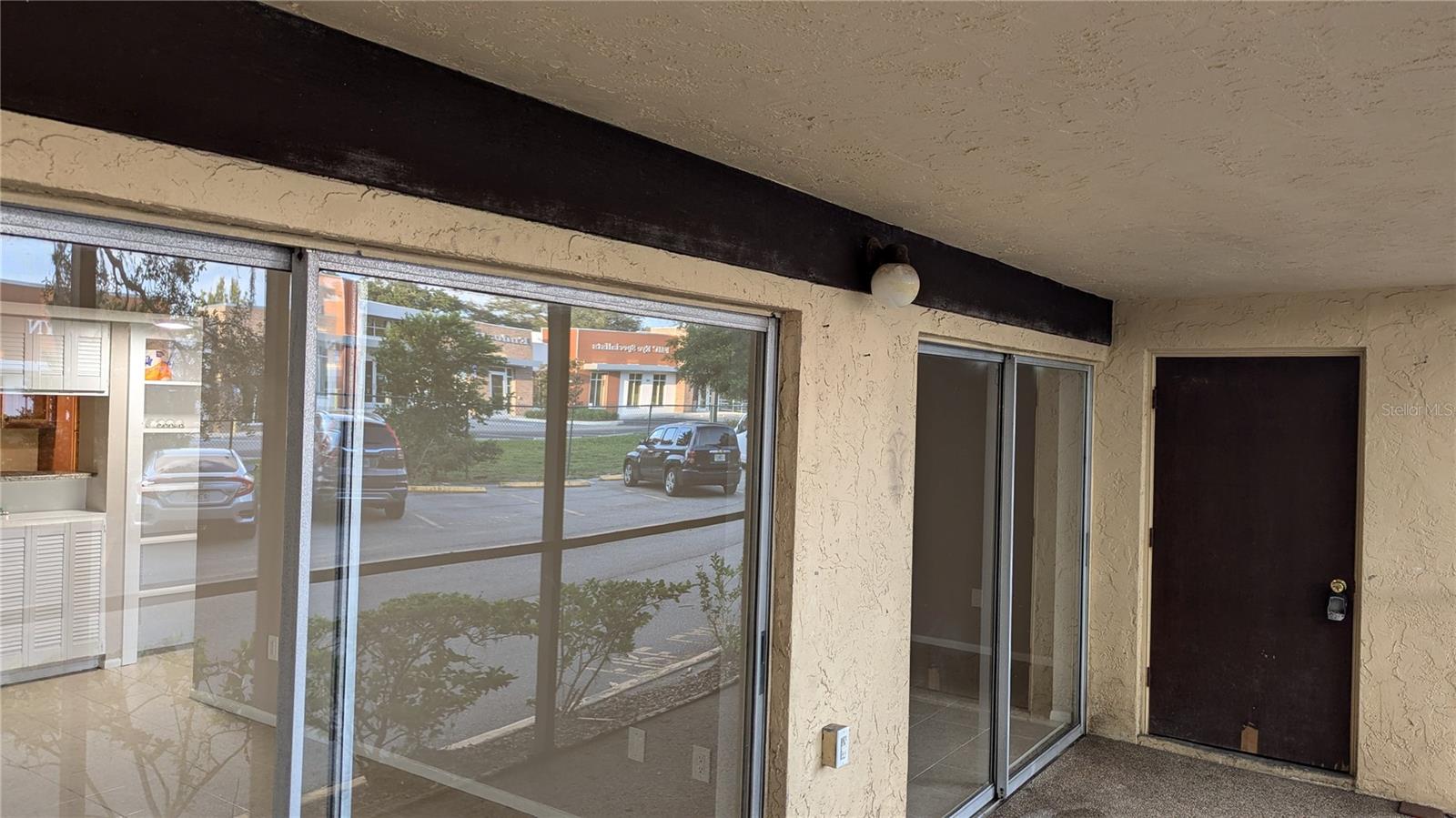 THE OAKS UNIT II A CONDO - Residential Lease