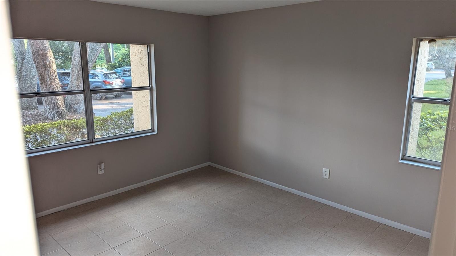 THE OAKS UNIT II A CONDO - Residential Lease