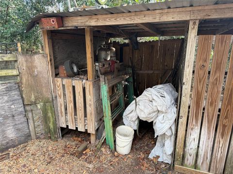 A home in BUSHNELL