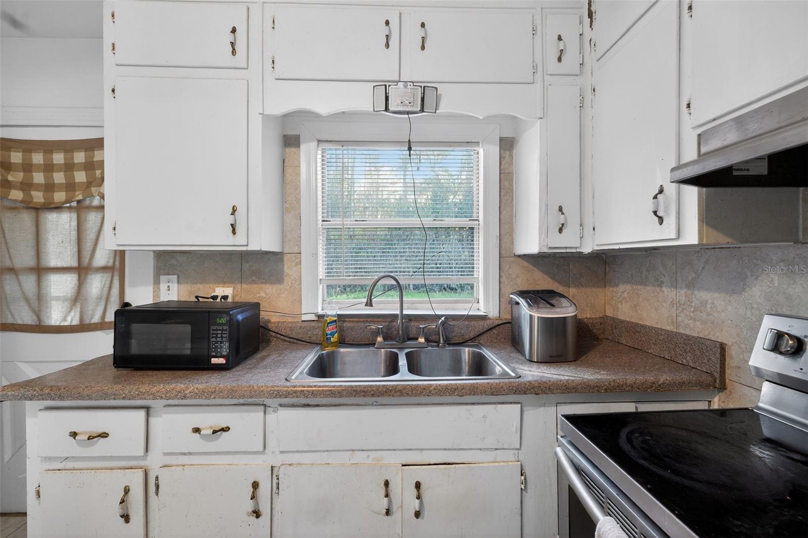 SOUTHSIDE ESTATES - Residential