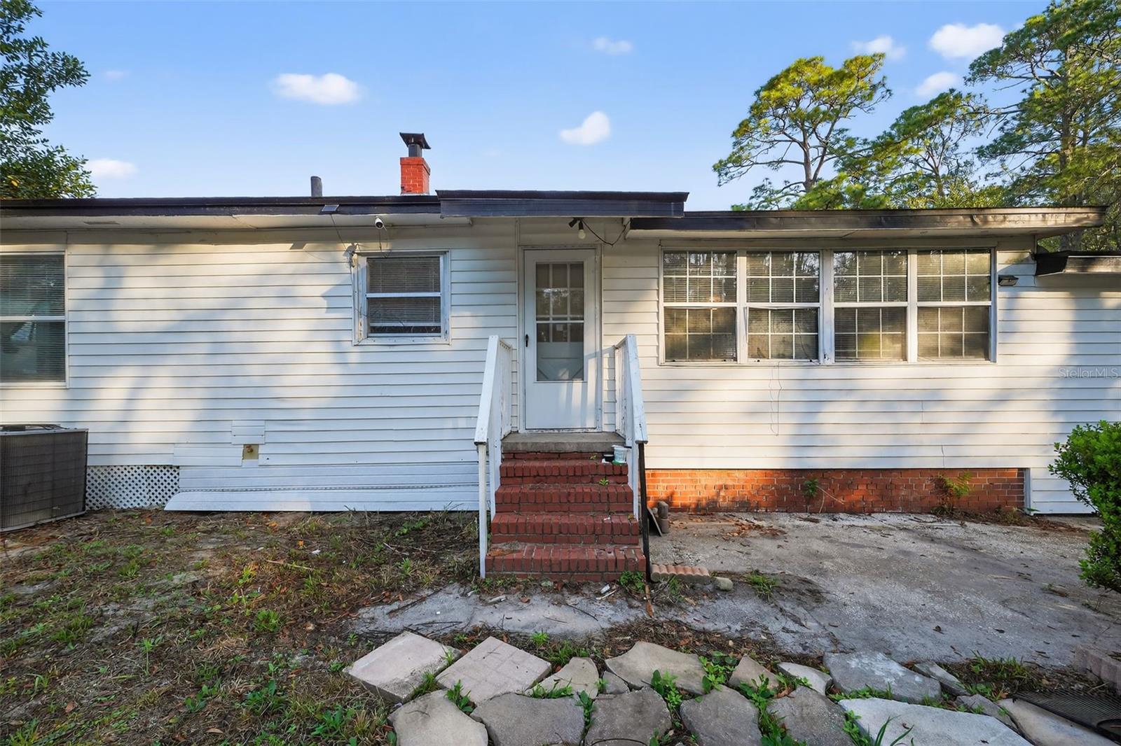 SOUTHSIDE ESTATES - Residential