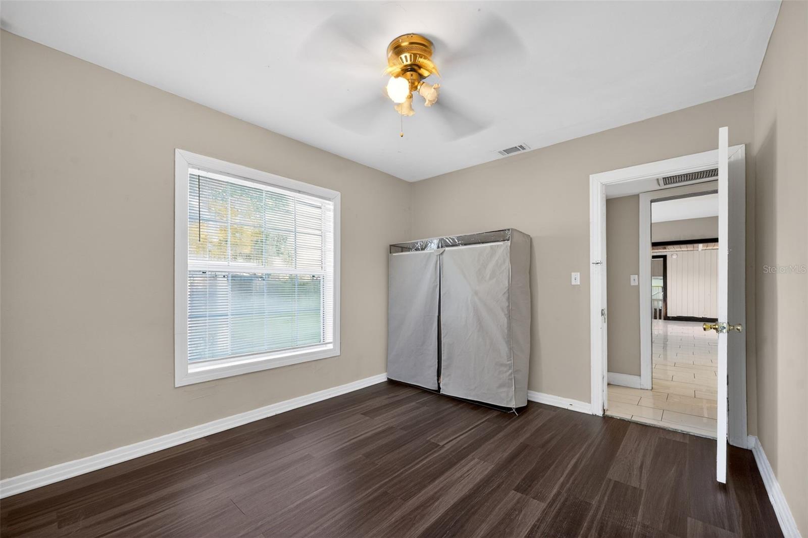 SOUTHSIDE ESTATES - Residential