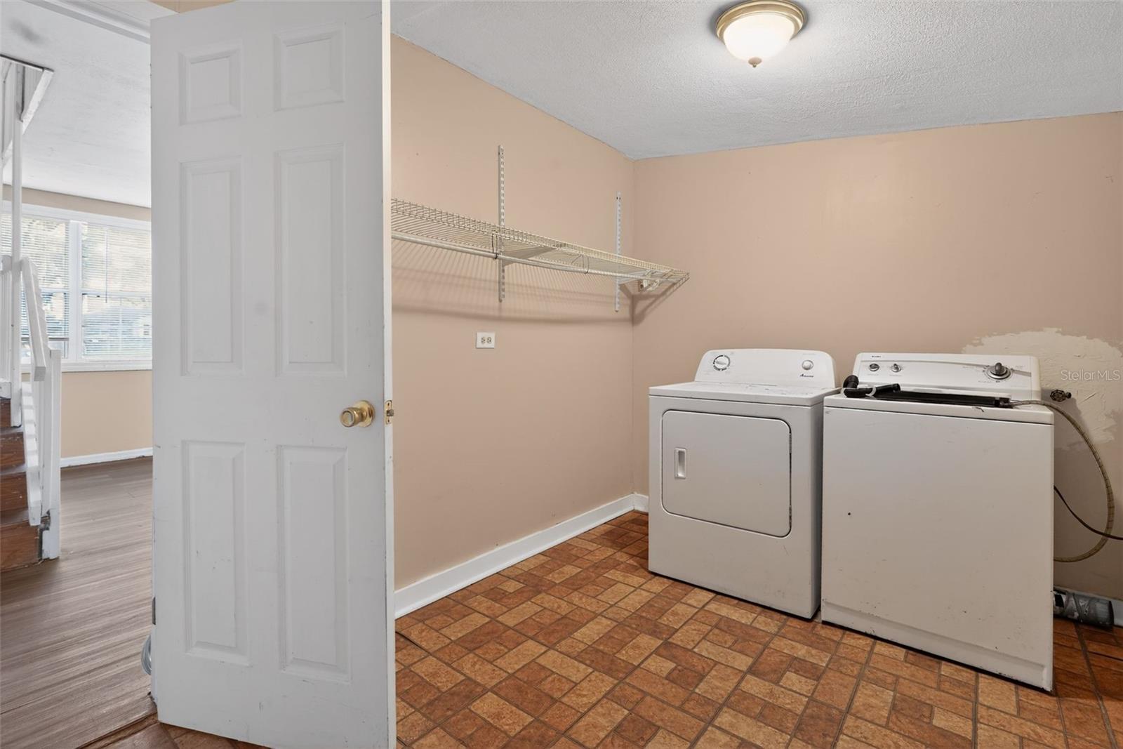 SOUTHSIDE ESTATES - Residential