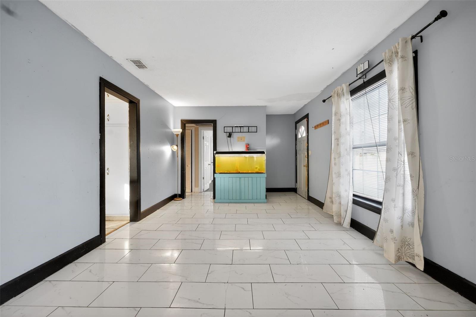 SOUTHSIDE ESTATES - Residential