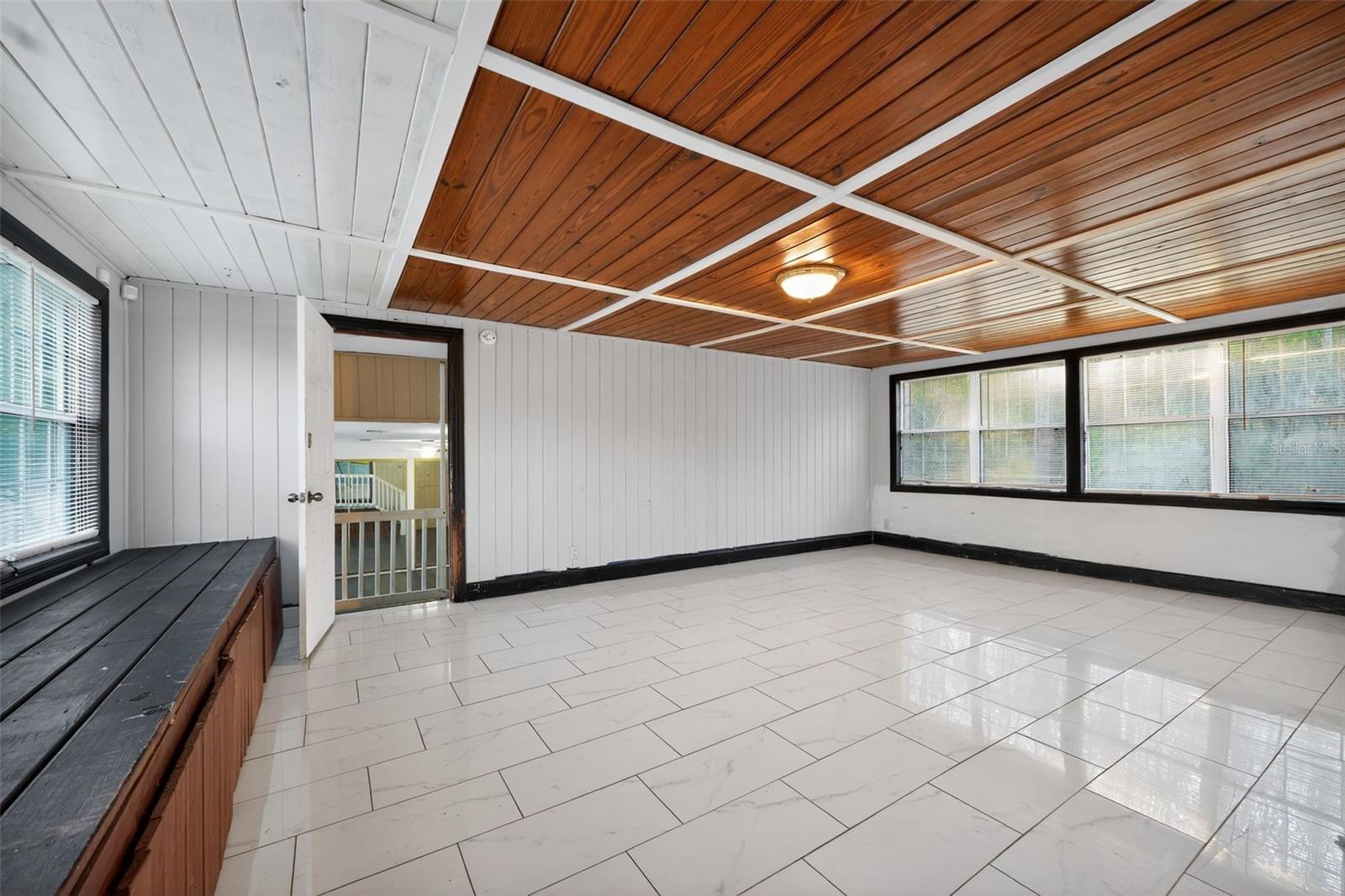 SOUTHSIDE ESTATES - Residential