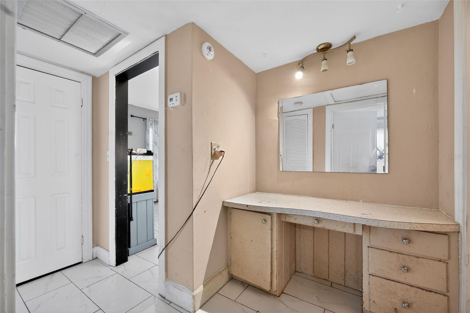 SOUTHSIDE ESTATES - Residential