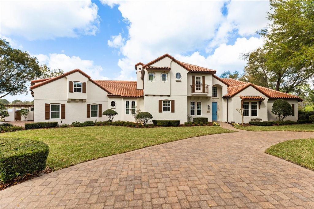 Photo of 27 Stone Gate N, Longwood, FL 32779 (MLS # O6389073)