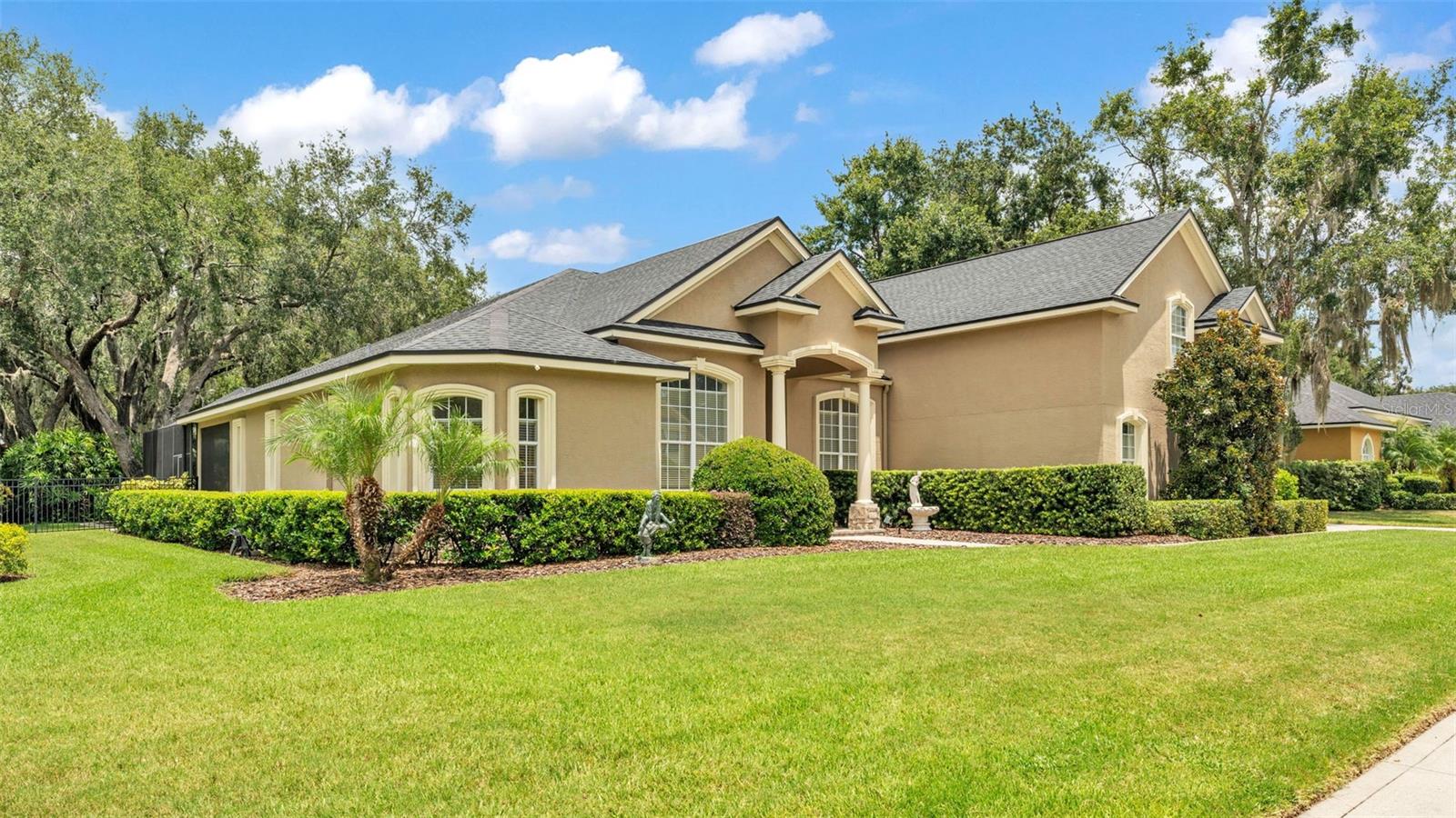 195 SHANNON OAKS DRIVE