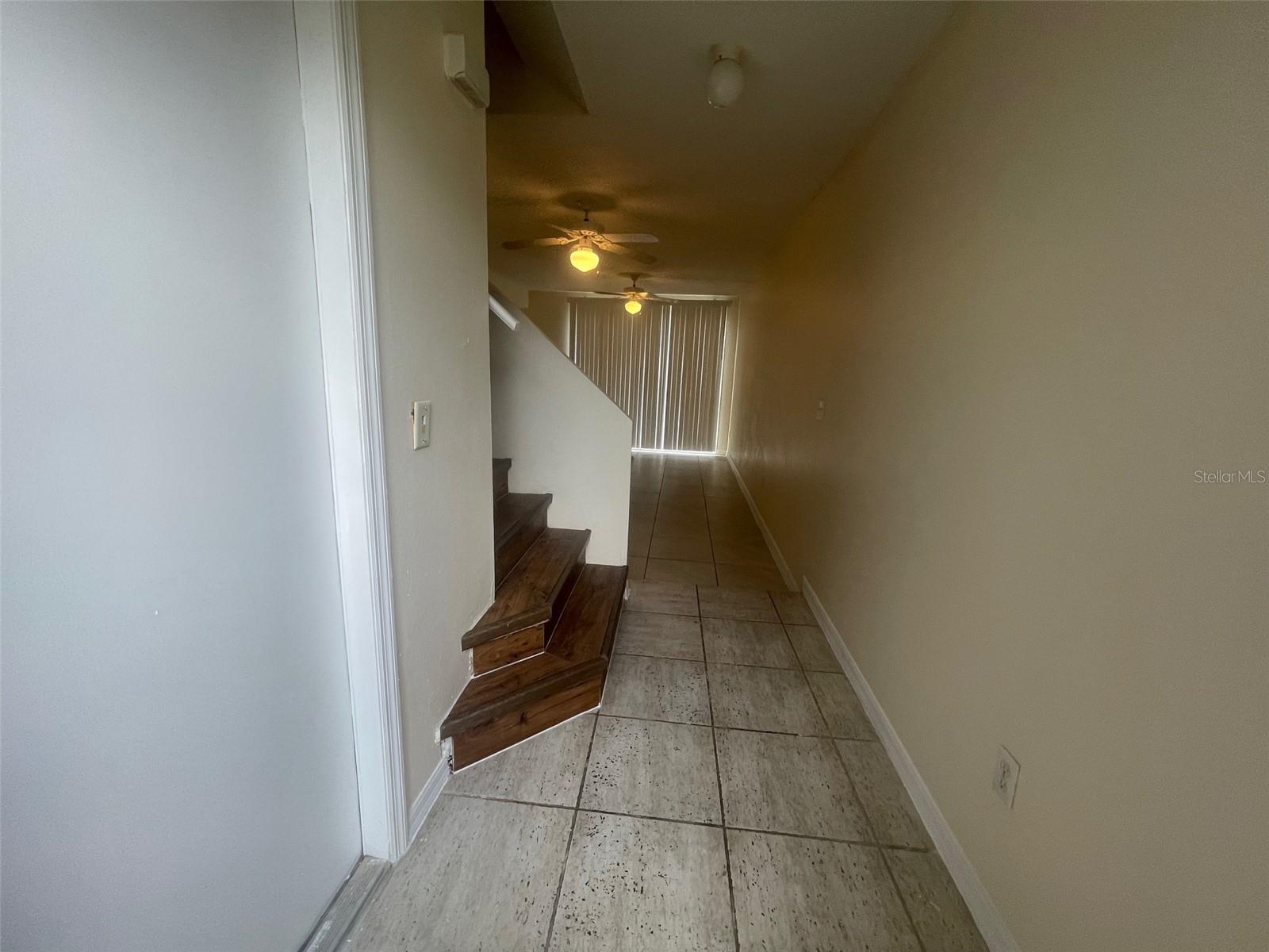 ISLAND CLUB WEST PH 02 - Residential Lease