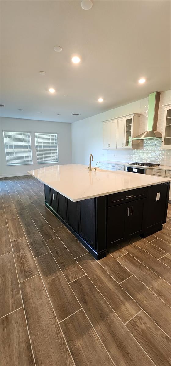 ESTANCIA PH 2B2 - Residential Lease