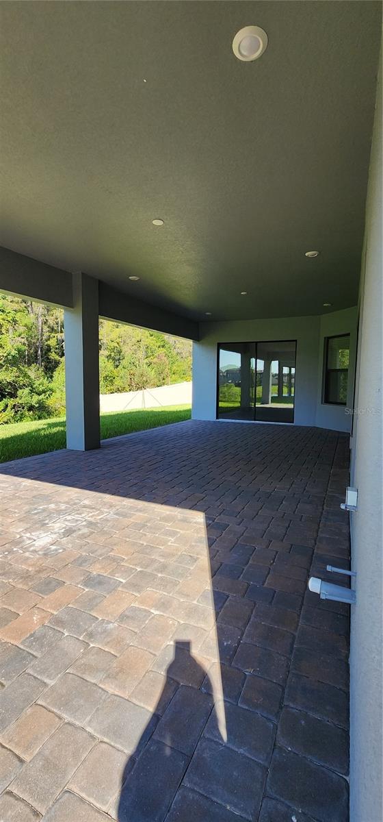 ESTANCIA PH 2B2 - Residential Lease